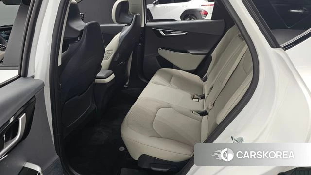 Kia EV6 2023 Белый из Кореи, фото 3