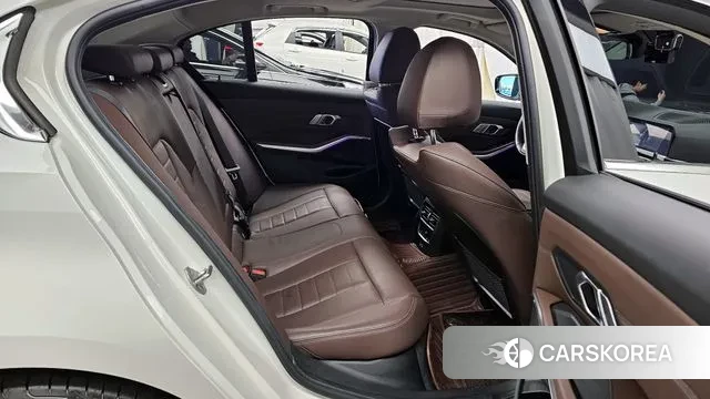 BMW 3 Series (G20) 2021 Белый из Кореи, фото 3