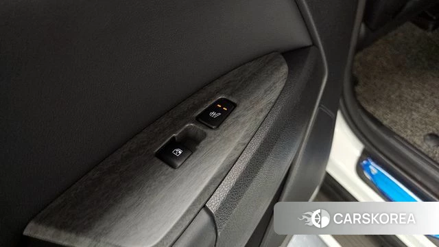 Kia Sportage 5th Generation 2023 Белый из Кореи, фото 3