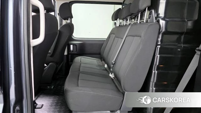 Hyundai Staria 2022 Серый из Кореи, фото 3