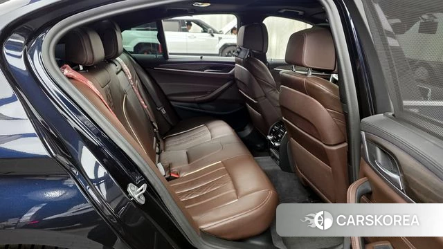 BMW 5 Series (G30) 2020 Черный из Кореи, фото 3