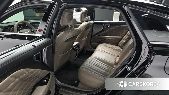 Kia K8 2023 Черный из Кореи, фото 3