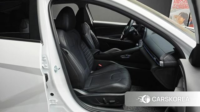 Hyundai The New Avante (CN7) 2025 Белый из Кореи, фото 3