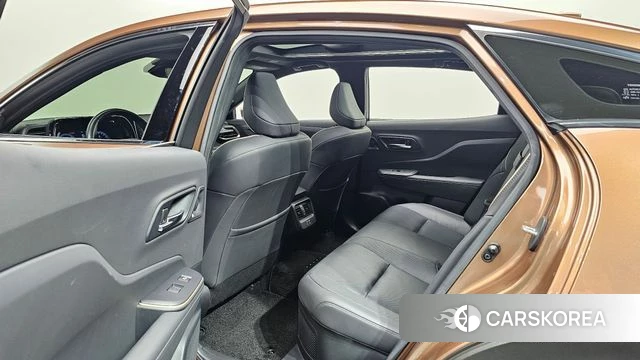 Toyota Crown Crossover 2023 Коричневый из Кореи, фото 3