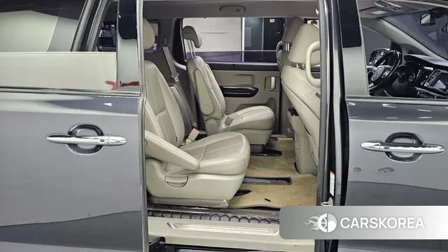 Kia The New Carnival 2018 Серый из Кореи, фото 3