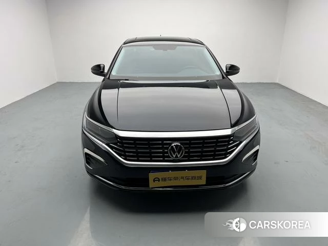 Volkswagen Passat 2024 Черный из Китая, фото 3