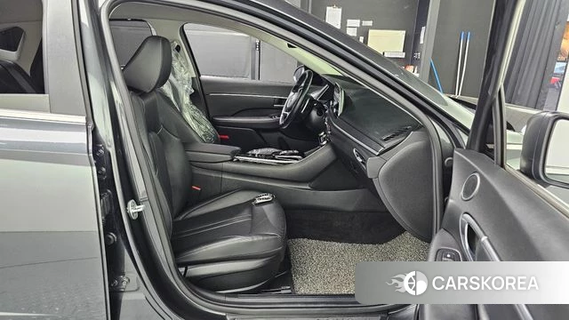 Hyundai Sonata (DN8) 2019 Серый из Кореи, фото 3