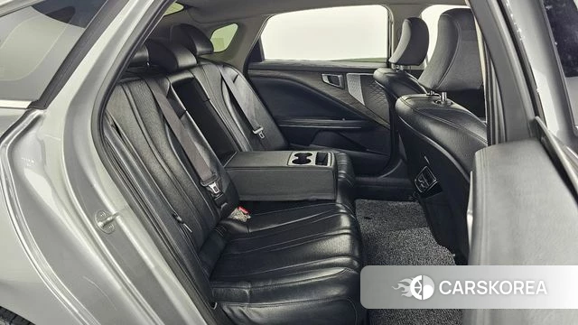 Kia K8 2022 Серебристо-серый из Кореи, фото 3