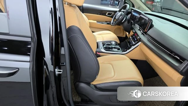 Kia Carnival 4th generation 2021 Черный из Кореи, фото 3