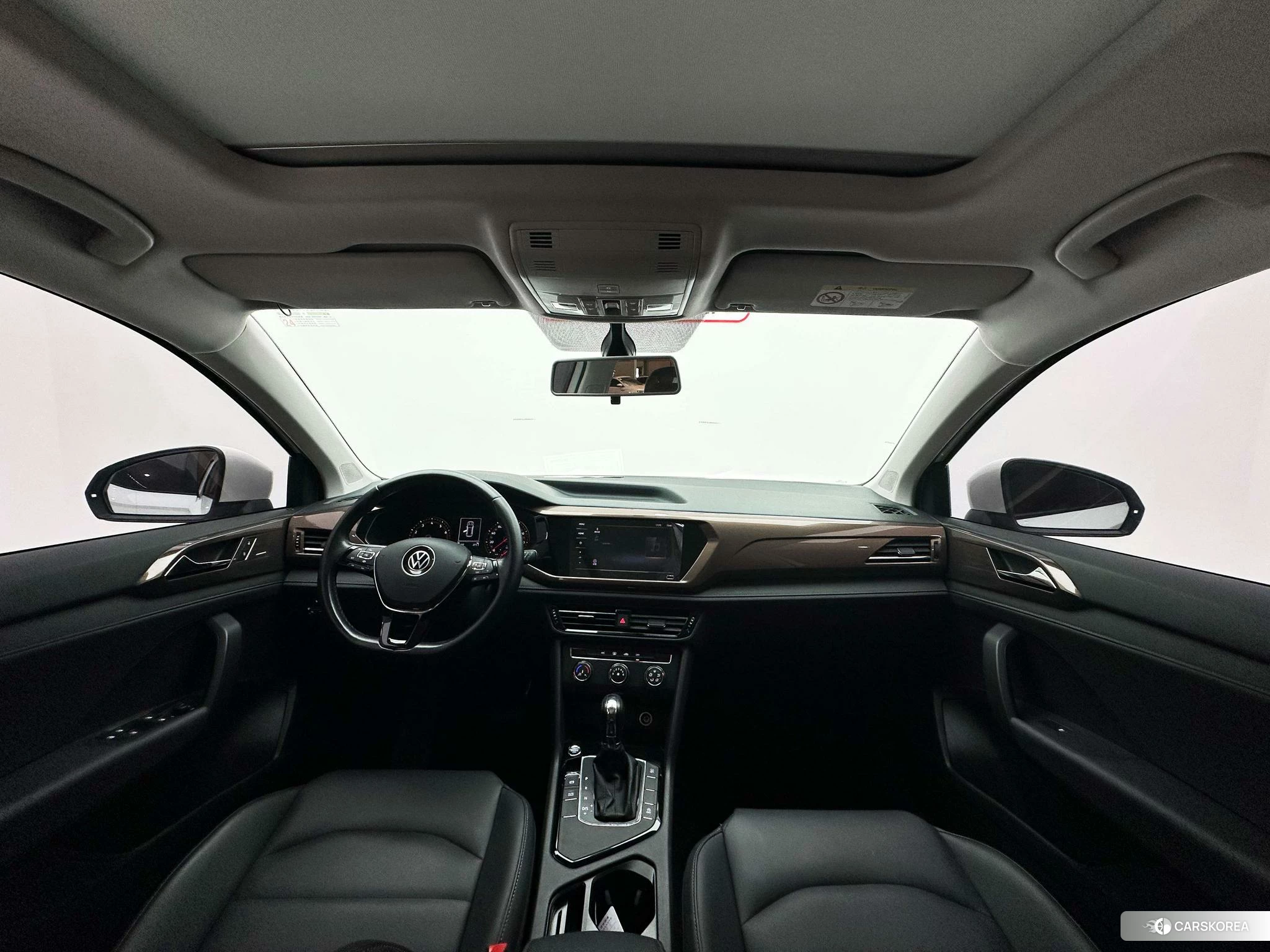 Volkswagen Tharu 2020 Белый из Китая, фото 3
