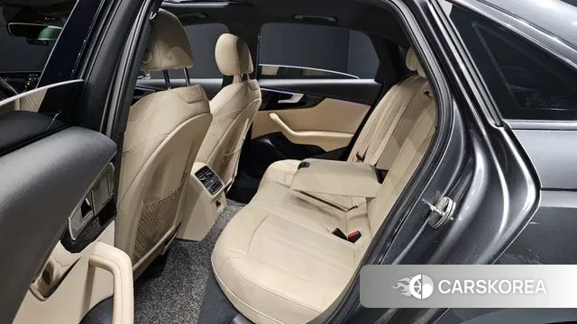 Audi A4 (B9) 2021 Серый из Кореи, фото 3