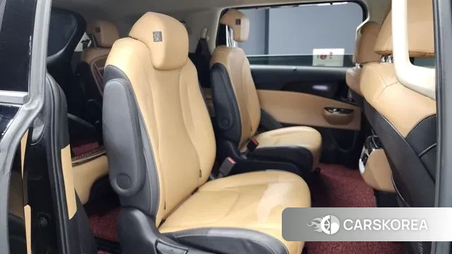 Kia Carnival 4th generation 2021 Черный из Кореи, фото 3