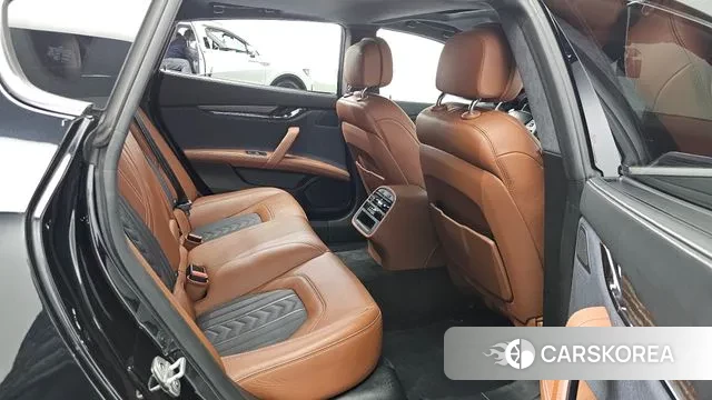 Maserati Quattroporte 2019 Черный из Кореи, фото 3