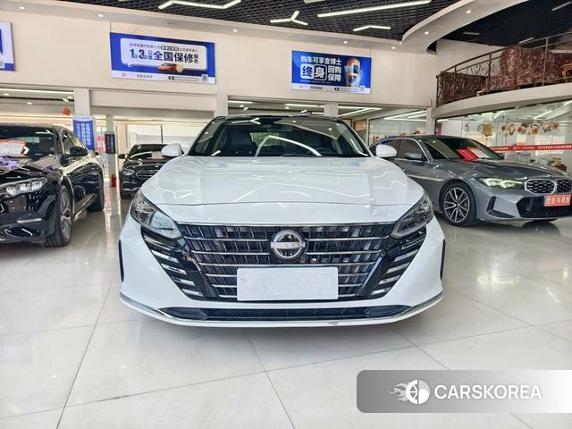 Nissan Teana 2023 Белый из Китая, фото 3