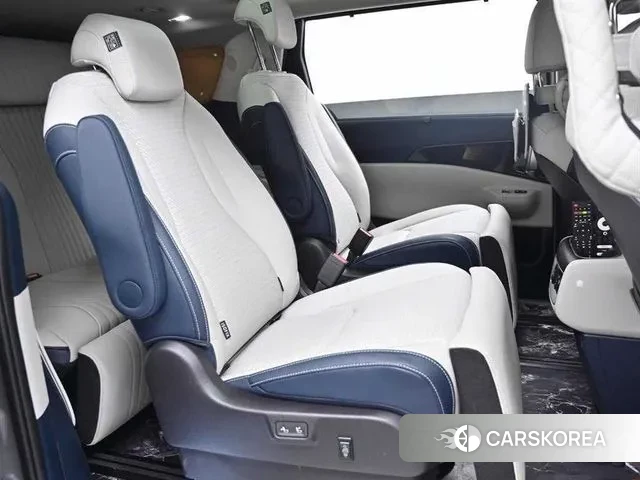 Kia The New Carnival 4th Generation 2024 Серый из Кореи, фото 3