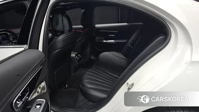 Mercedes-Benz E-Class W214 2024 Белый из Кореи, фото 3