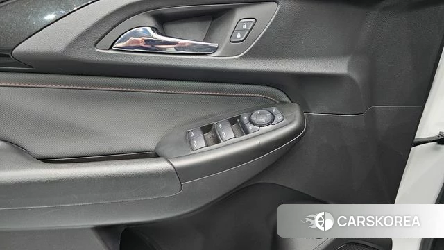 Chevrolet (GM Daewoo) Trailblazer 2021 Белый из Кореи, фото 3