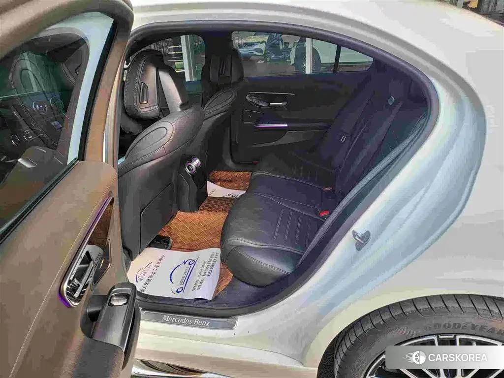 Mercedes-Benz C-class 2024 Белый из Китая, фото 3