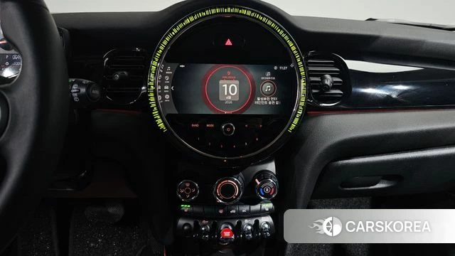 Mini Cooper 2022 Черный из Кореи, фото 3