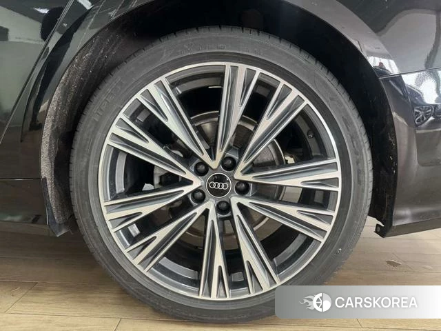 Audi A6L 2023 Черный из Китая, фото 3