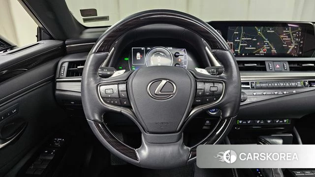 Lexus ES300h 7th generation 2018 Песочный из Кореи, фото 3