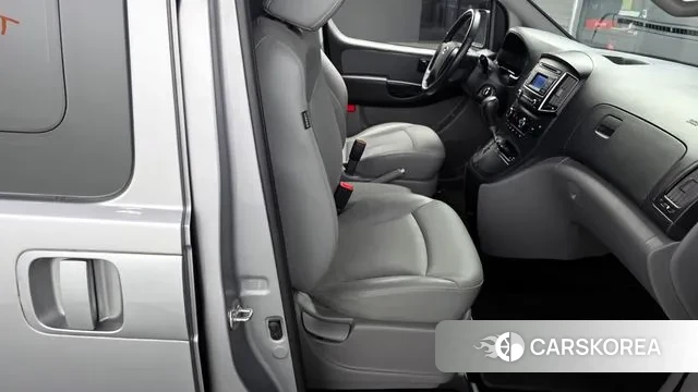 Hyundai The New Grand Starex 2018 Серебряный из Кореи, фото 3