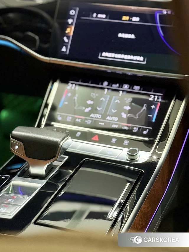 Audi A8 2020 Черный из Китая, фото 3
