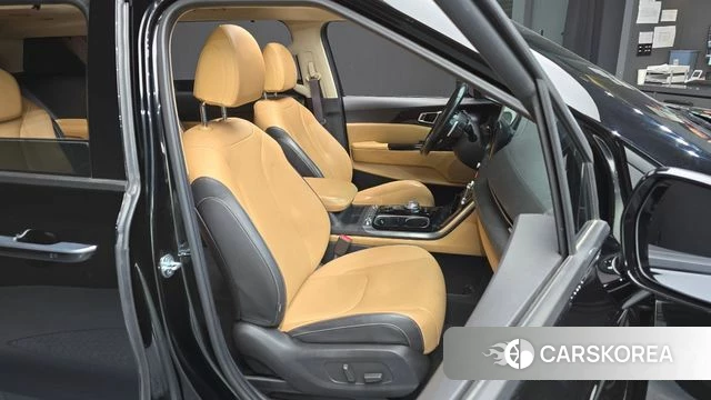 Kia Carnival 4th generation 2021 Черный из Кореи, фото 3