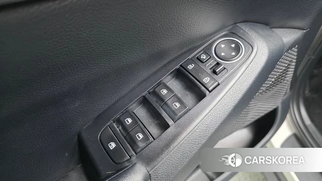 Kia Seltos 2022 Белый из Кореи, фото 3
