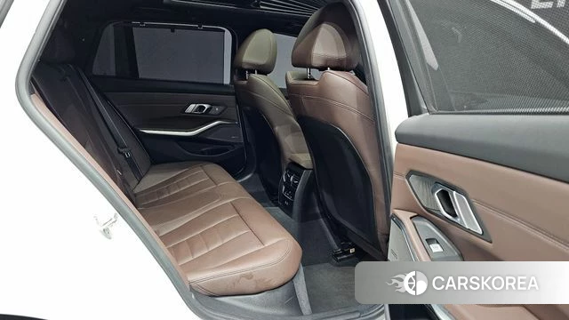 BMW 3 Series (G20) 2024 Белый из Кореи, фото 3