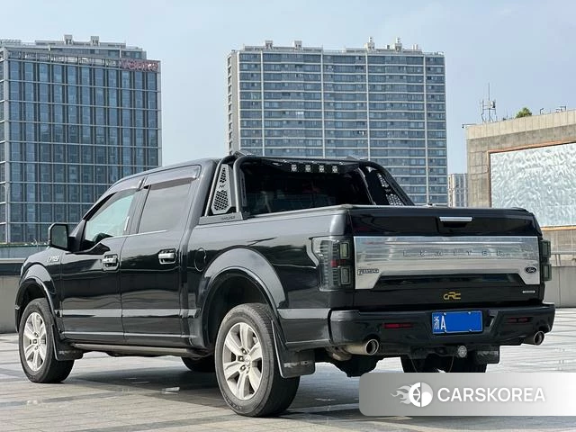 Ford F-150 2021 Черный из Китая, фото 3