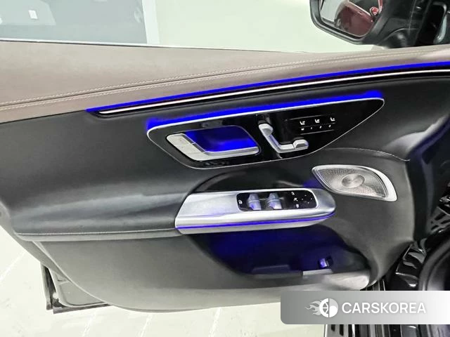 Mercedes-Benz EQE SUV 2024 Черный из Китая, фото 3