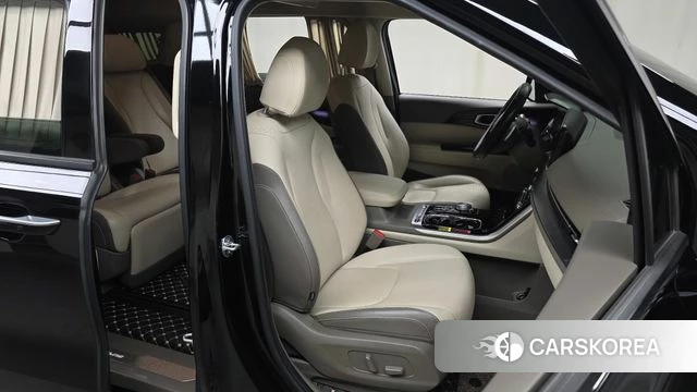 Kia Carnival 4th generation 2023 Черный из Кореи, фото 3