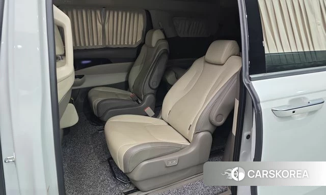 Kia Carnival 4th generation 2023 Белый из Кореи, фото 3