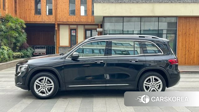 Mercedes-Benz GLB 2022 Черный из Китая, фото 3