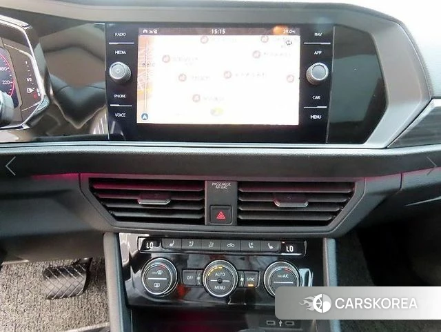 Volkswagen 7th Generation of Jetta 2023 Белый из Кореи, фото 3