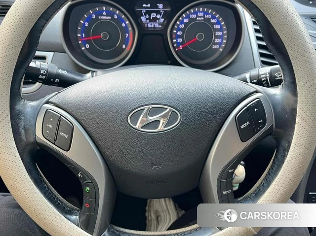 Kia The New K3 2nd generation 2022 Белый из Кореи, фото 3