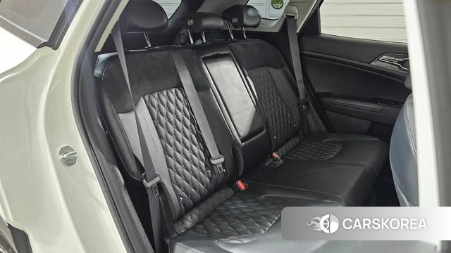 Kia Sportage 5th Generation Hybrid 2022 Белый из Кореи, фото 3