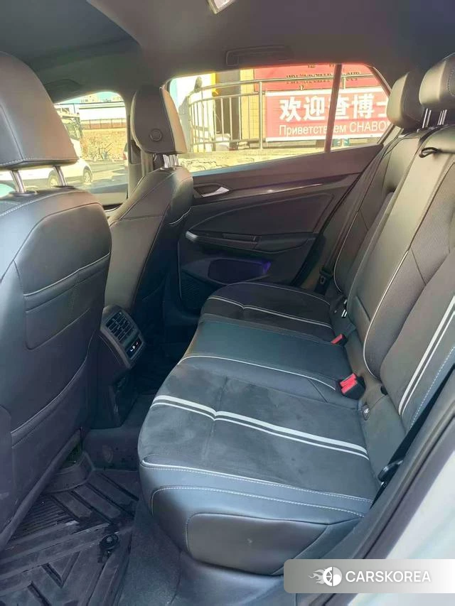 Volkswagen Golf 2021 Белый из Китая, фото 3