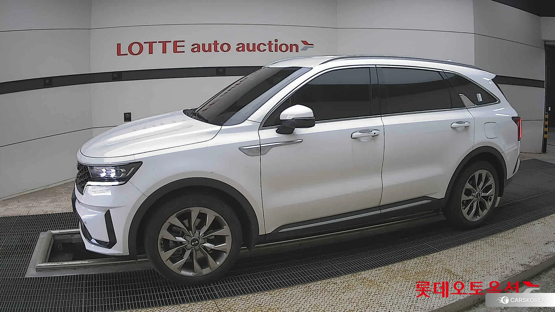Kia Sorento 2021 Snow White Pearl (optional) из Кореи, фото 3