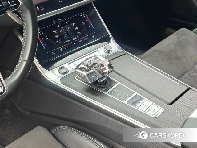 Audi A6L 2024 Черный из Китая, фото 3