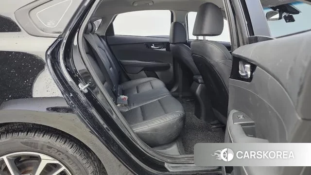 Kia The New K3 2nd generation 2023 Черный из Кореи, фото 3