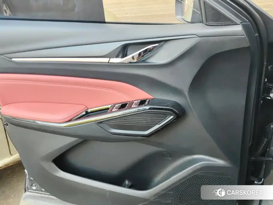 Chang'an Changan X5 PLUS 2026 Silver/gray из Китая, фото 3