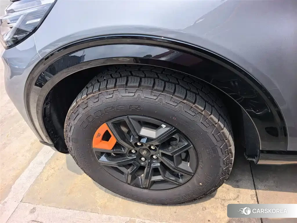 Ford Explorer 2026 Silver/gray из Китая, фото 4