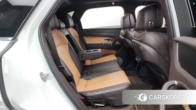 Bentley Bentayga 2018 Белый из Кореи, фото 3