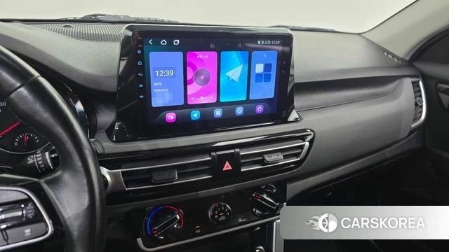 Kia Seltos 2020 Белый из Кореи, фото 3