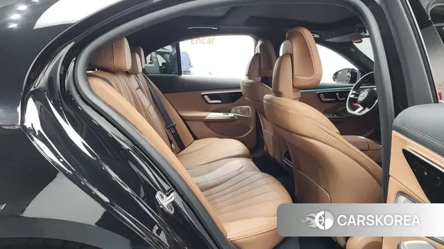 Mercedes-Benz E-Class W214 2025 Черный из Кореи, фото 3