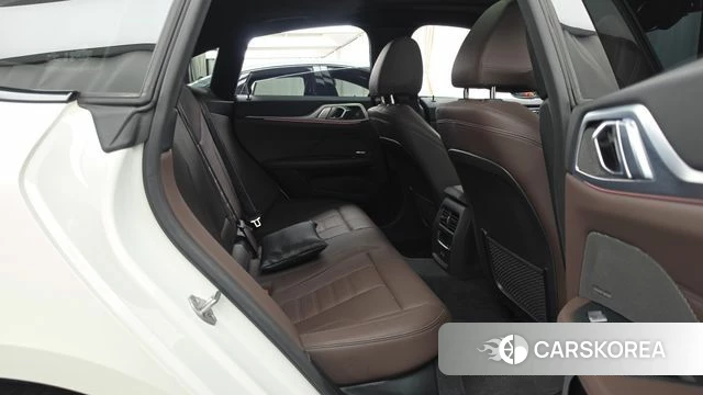 BMW i4 2022 Белый из Кореи, фото 3