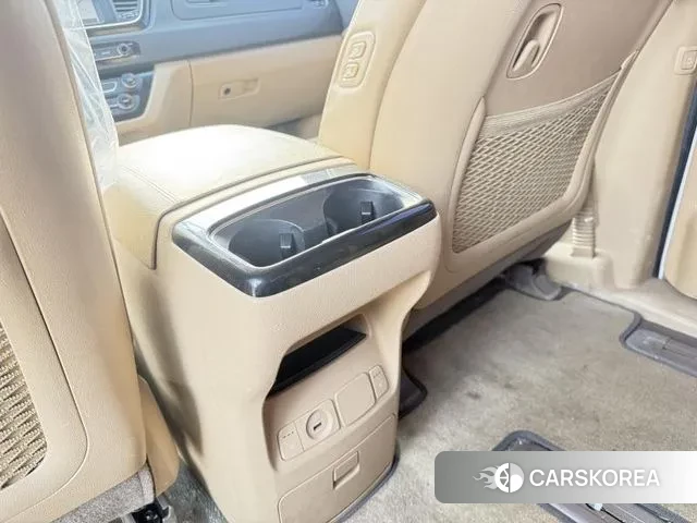 Kia The New Carnival 2019 Белый из Кореи, фото 3