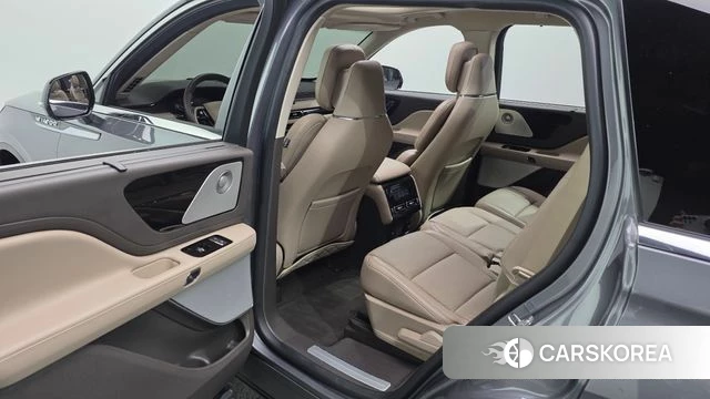 Lincoln Aviator 2nd generation 2021 Серый из Кореи, фото 3